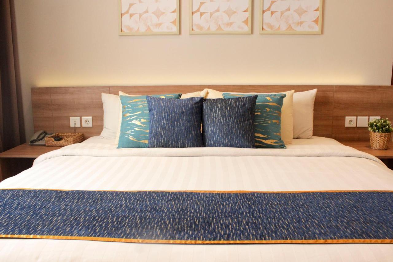 Antero Hotel Jababeka Cikarang Zewnętrze zdjęcie
