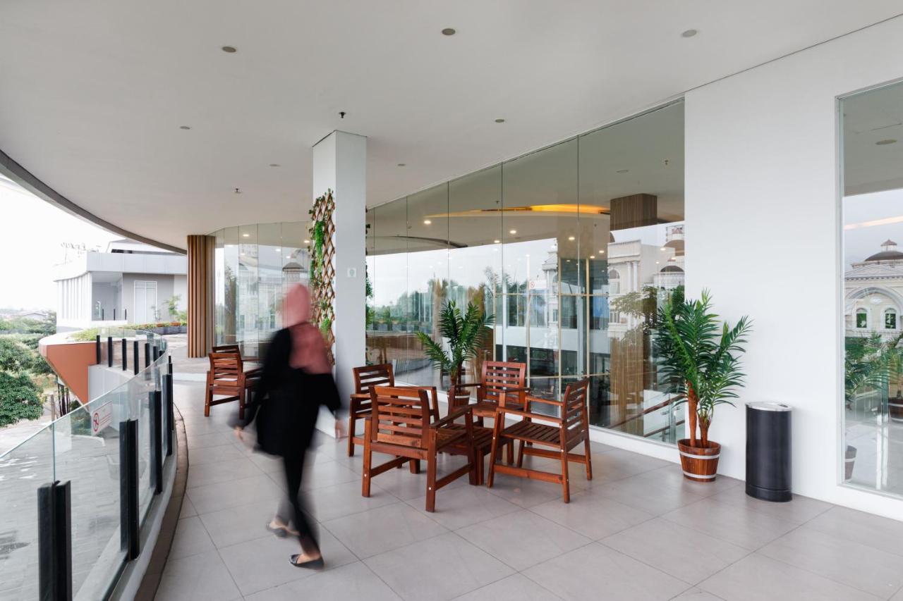 Antero Hotel Jababeka Cikarang Zewnętrze zdjęcie