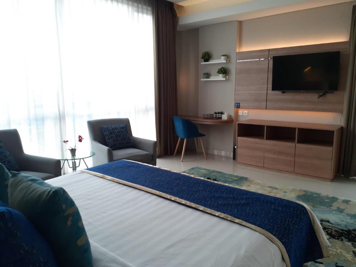 Antero Hotel Jababeka Cikarang Zewnętrze zdjęcie